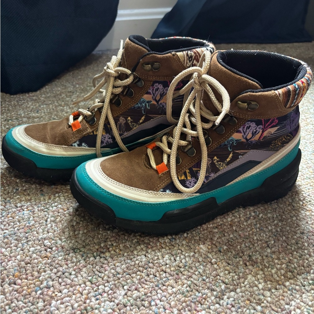 Inkkas Multicolor Lace Up Boots